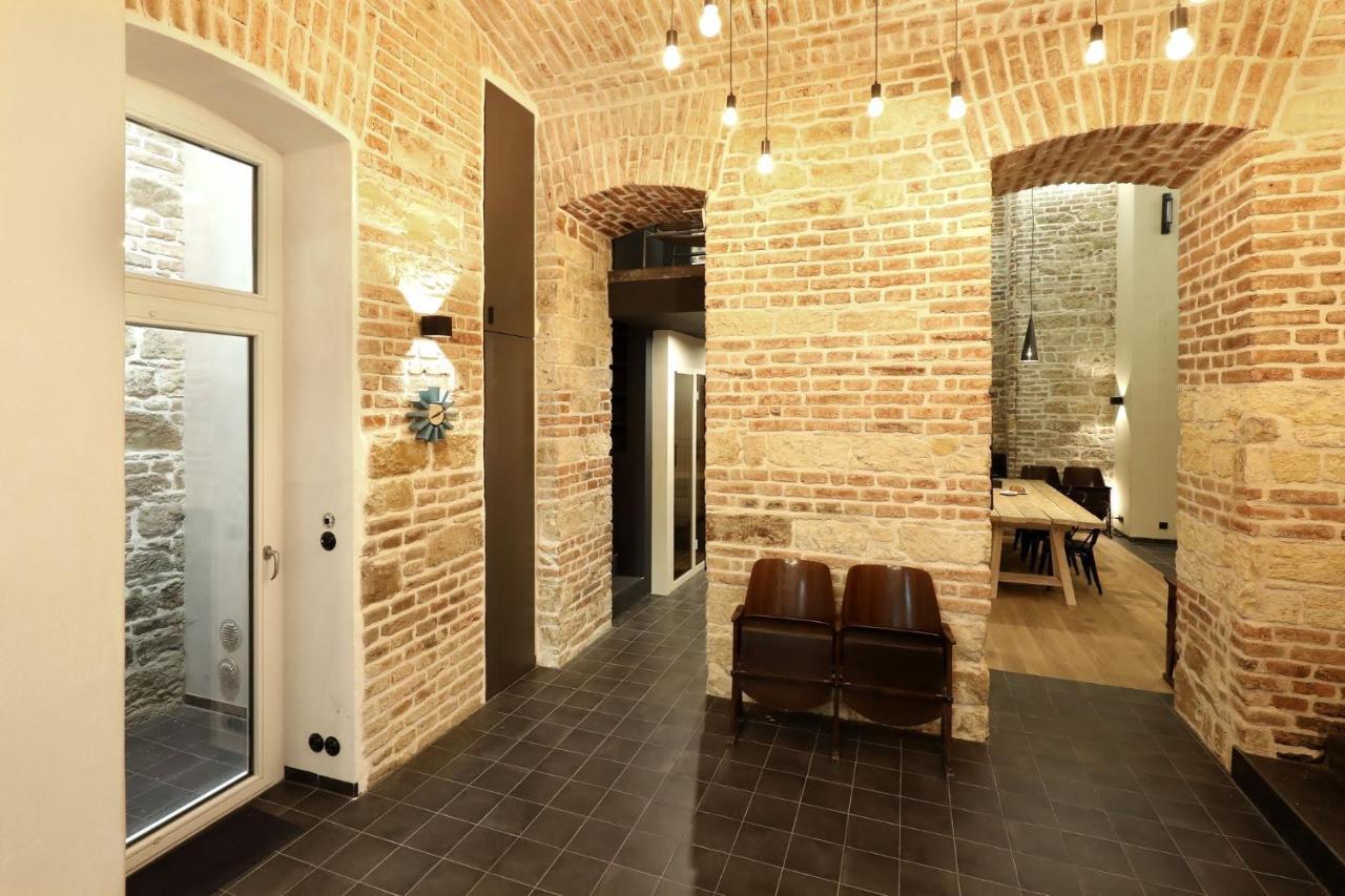 American Loft In The Heart Of Praag Buitenkant foto