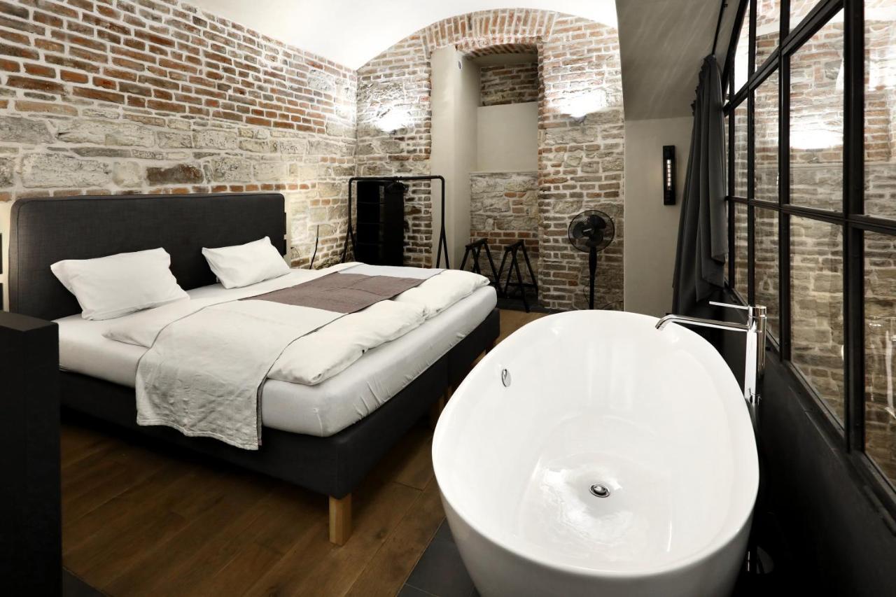 American Loft In The Heart Of Praag Buitenkant foto